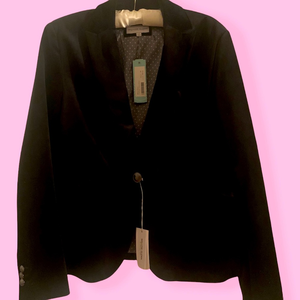 Willow Glenn by Andrew Marc. Charleigh Black Velvet Blazer.